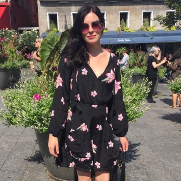 Reformation Mischa Dress - Picture 5 of 5